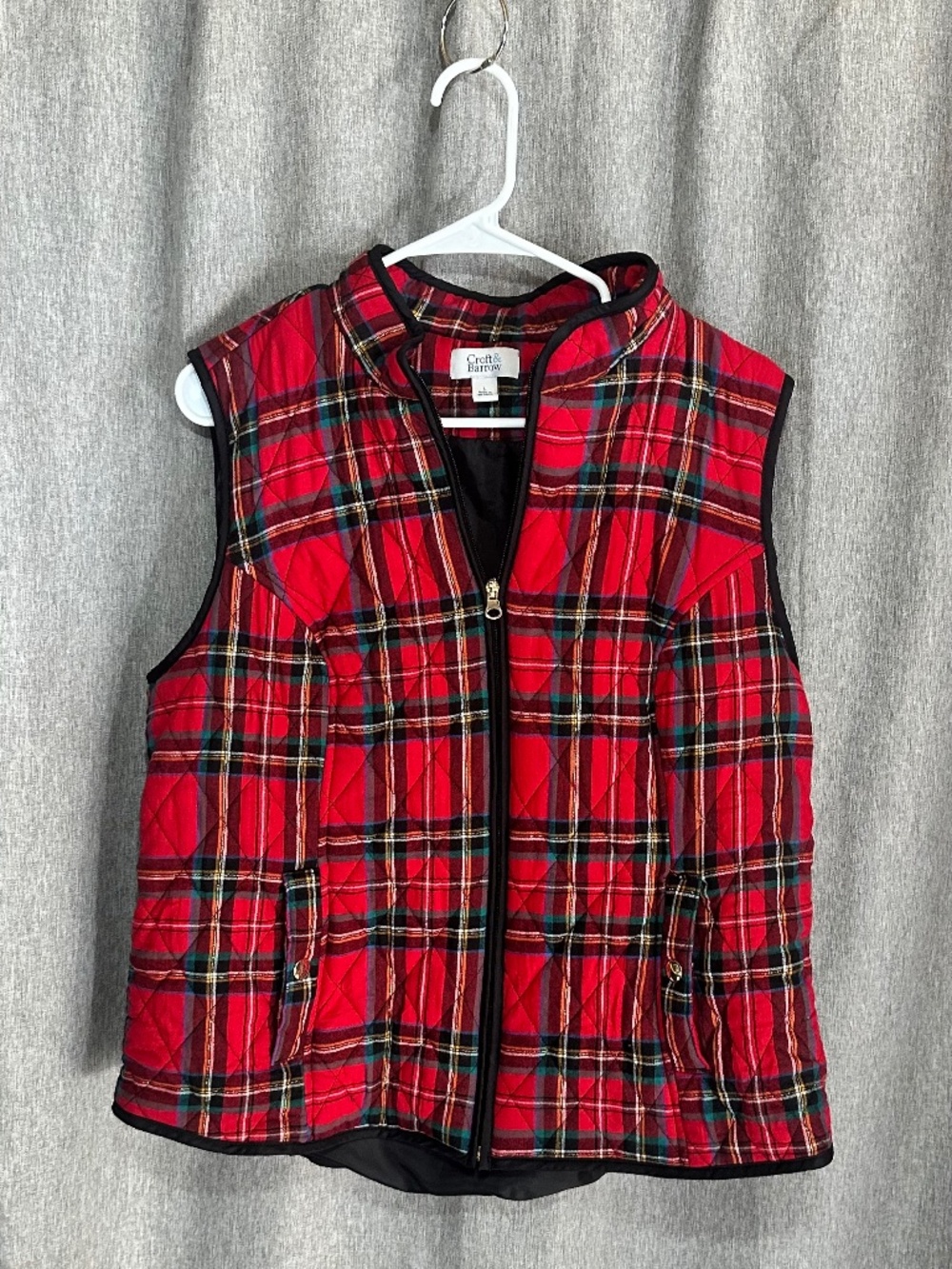 Croft & Barrow Size Large Red Tartan Plaid Quilted Zip Front Holiday Vest L